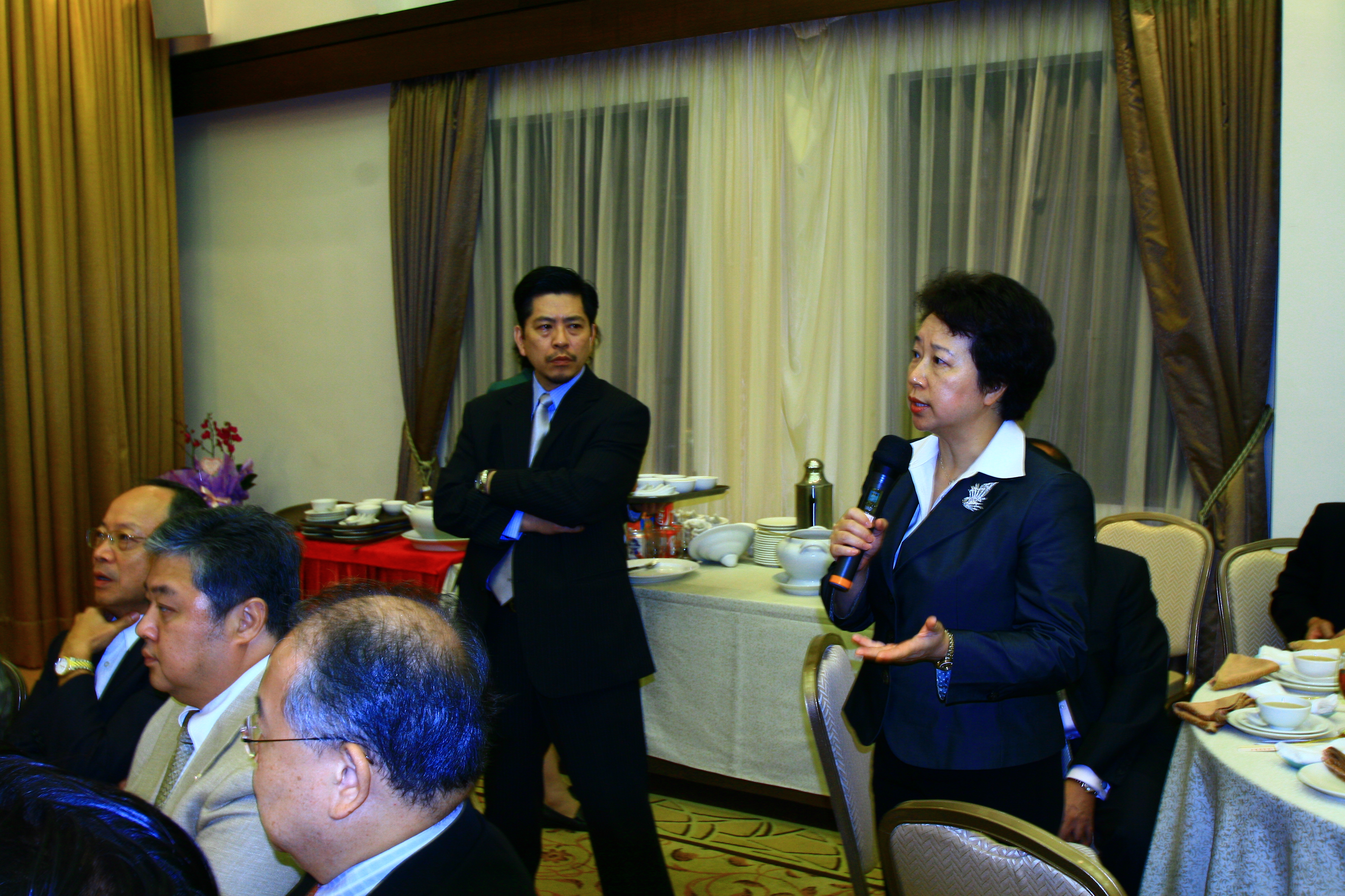 「特區政府應如何策劃香港的長遠未來」時事講座